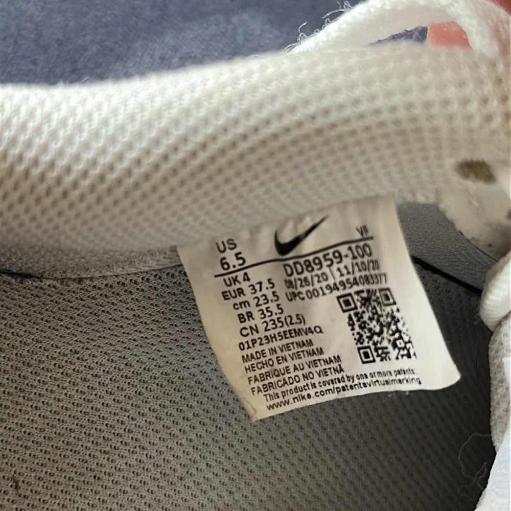 NIKE AIR FORCE 1 Shoes Youth 6.5 Triple White Sneakers